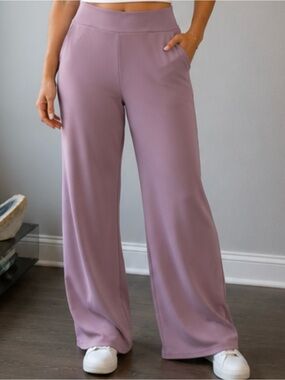 High-Waist Wide Leg Pants in Lavender/Blush